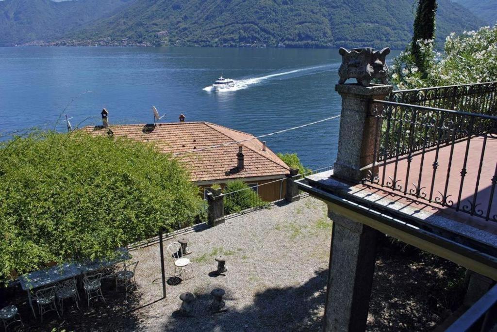 The Family - Apartments In Villa With Lake View Argegno Eksteriør bilde